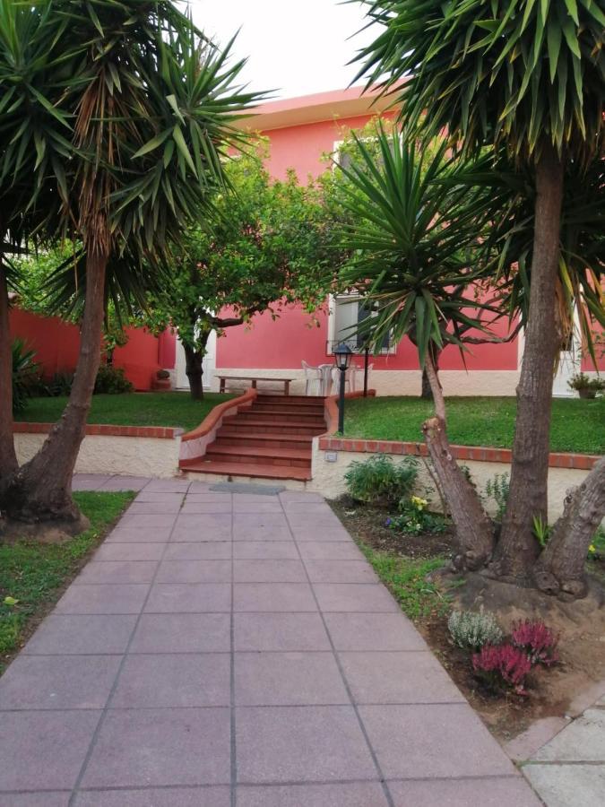 Piazza San Giorgio Hotel Dolianova Exterior photo