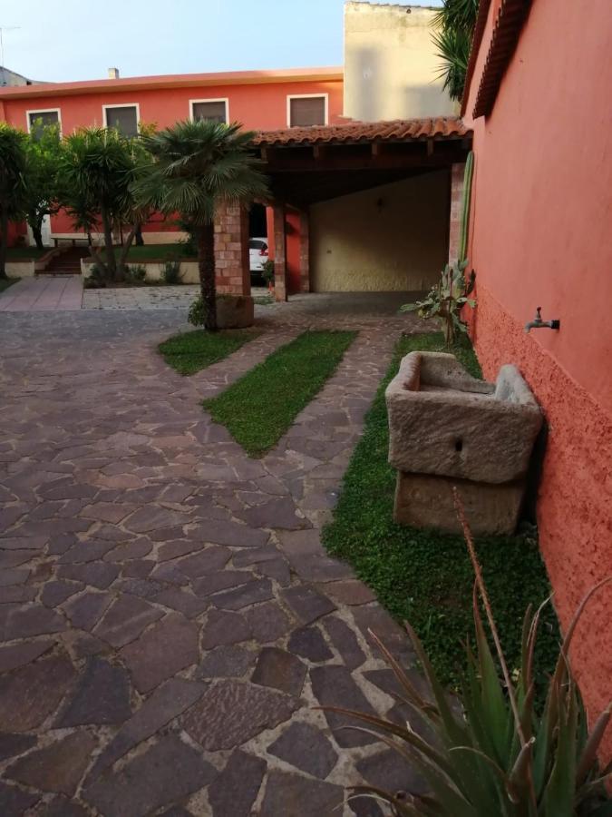 Piazza San Giorgio Hotel Dolianova Exterior photo